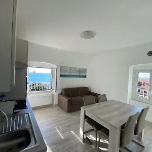 Casa Al Mare Appartamento Varazze